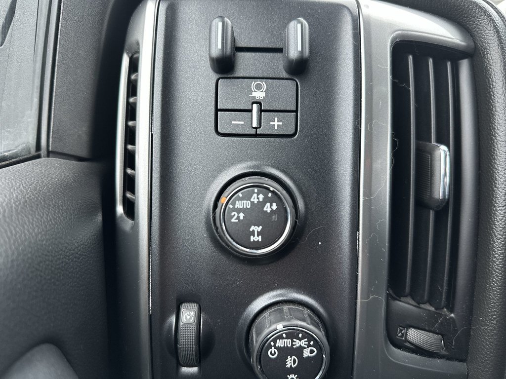 2015 Chevrolet Silverado 1500 LTZ | Cam | Bluetooth | HtdSeats | Lthr | PwrLcks in Saint John, New Brunswick - 22 - w1024h768px