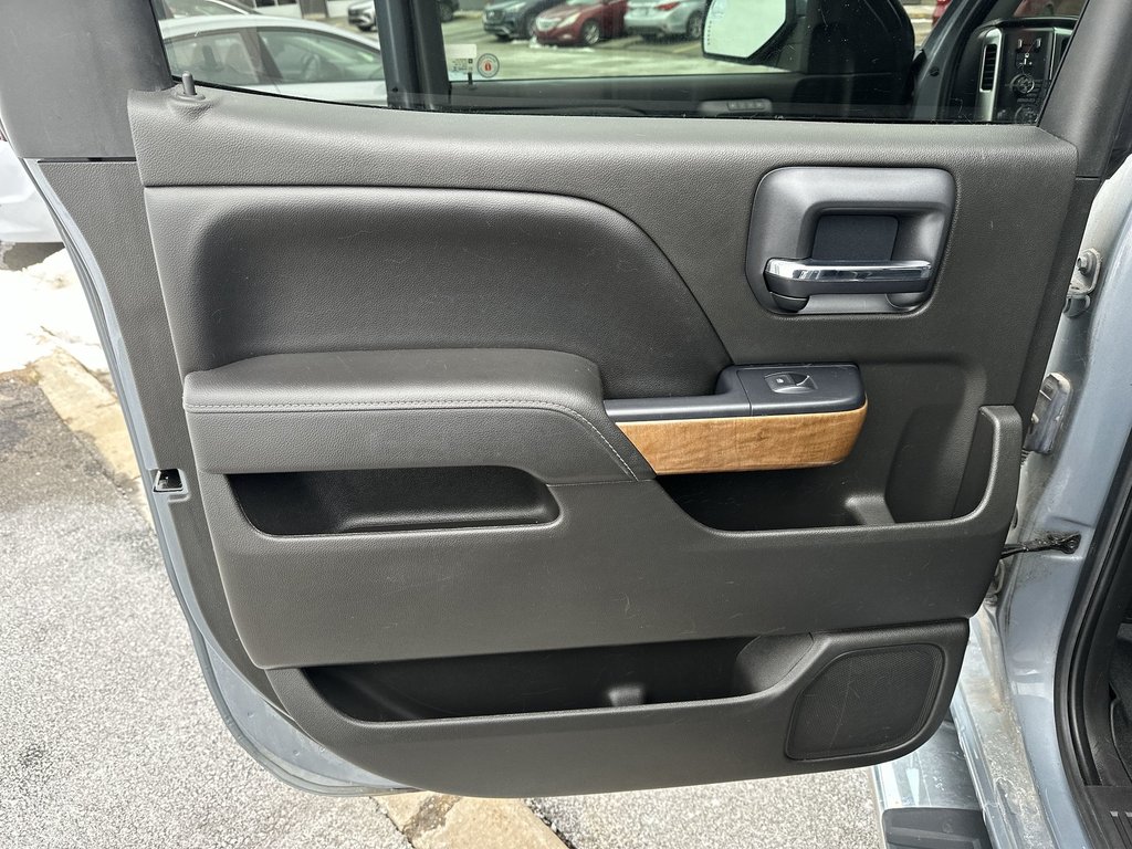 2015 Chevrolet Silverado 1500 LTZ | Cam | Bluetooth | HtdSeats | Lthr | PwrLcks in Saint John, New Brunswick - 33 - w1024h768px