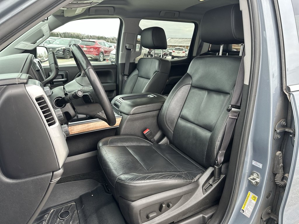 2015 Chevrolet Silverado 1500 LTZ | Cam | Bluetooth | HtdSeats | Lthr | PwrLcks in Saint John, New Brunswick - 11 - w1024h768px