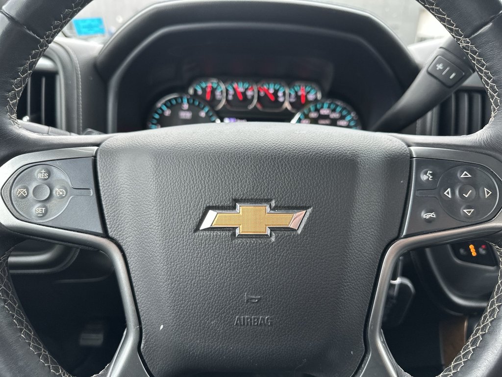 2015 Chevrolet Silverado 1500 LTZ | Cam | Bluetooth | HtdSeats | Lthr | PwrLcks in Saint John, New Brunswick - 18 - w1024h768px