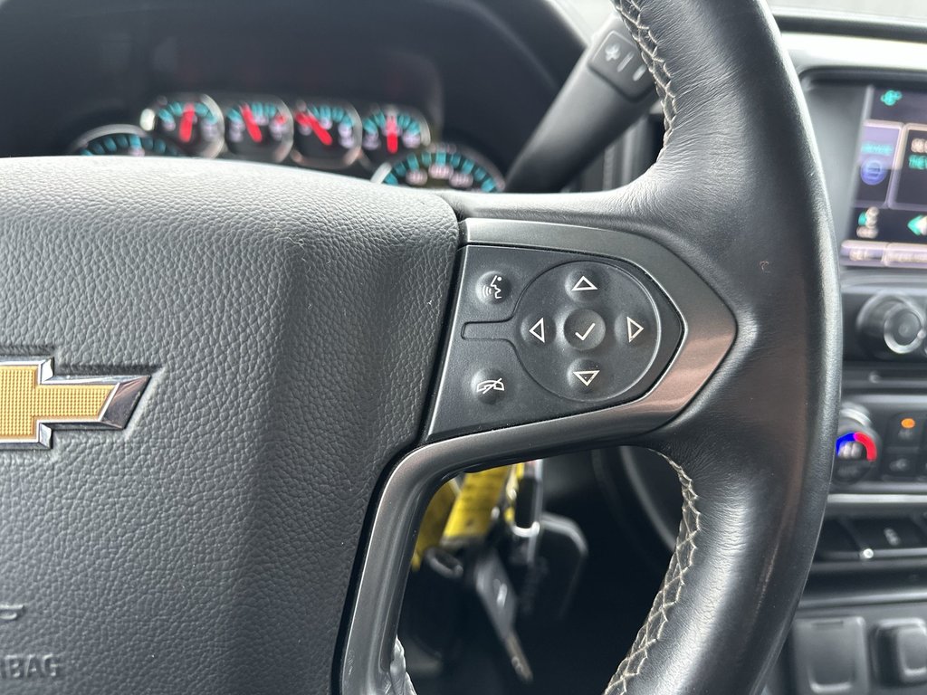 2015 Chevrolet Silverado 1500 LTZ | Cam | Bluetooth | HtdSeats | Lthr | PwrLcks in Saint John, New Brunswick - 21 - w1024h768px