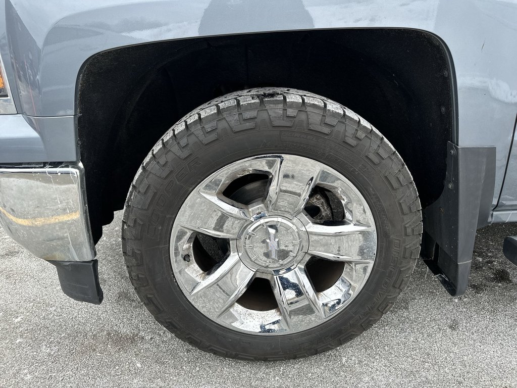 2015 Chevrolet Silverado 1500 LTZ | Cam | Bluetooth | HtdSeats | Lthr | PwrLcks in Saint John, New Brunswick - 10 - w1024h768px