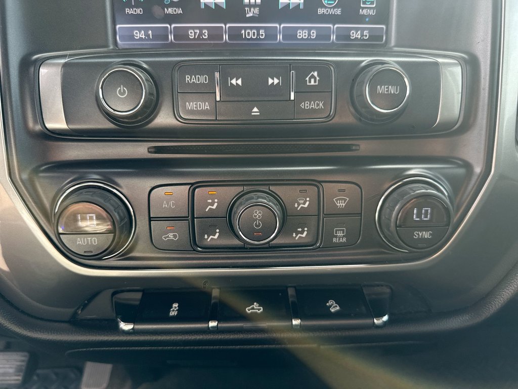 2016 Chevrolet Silverado 1500 in Antigonish, Nova Scotia - 27 - w1024h768px