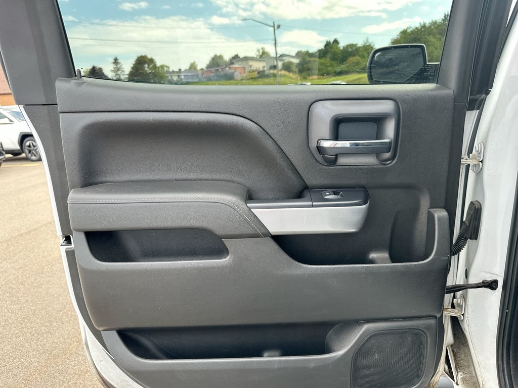 2016 Chevrolet Silverado 1500 in Antigonish, Nova Scotia - 35 - w1024h768px