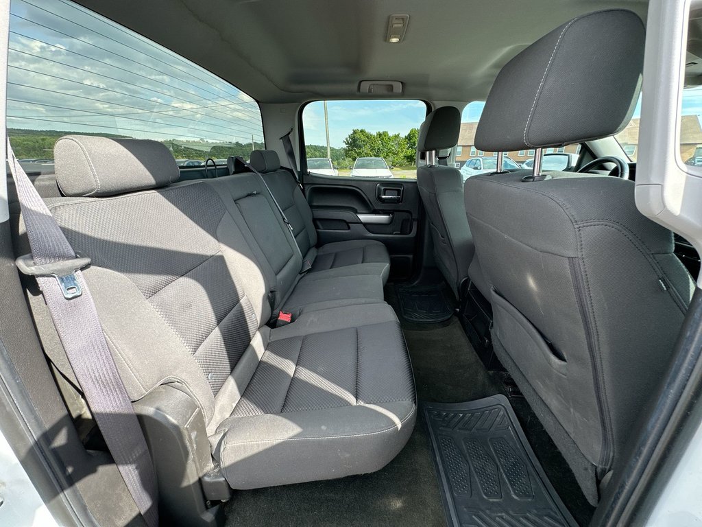 2016 Chevrolet Silverado 1500 in Antigonish, Nova Scotia - 39 - w1024h768px