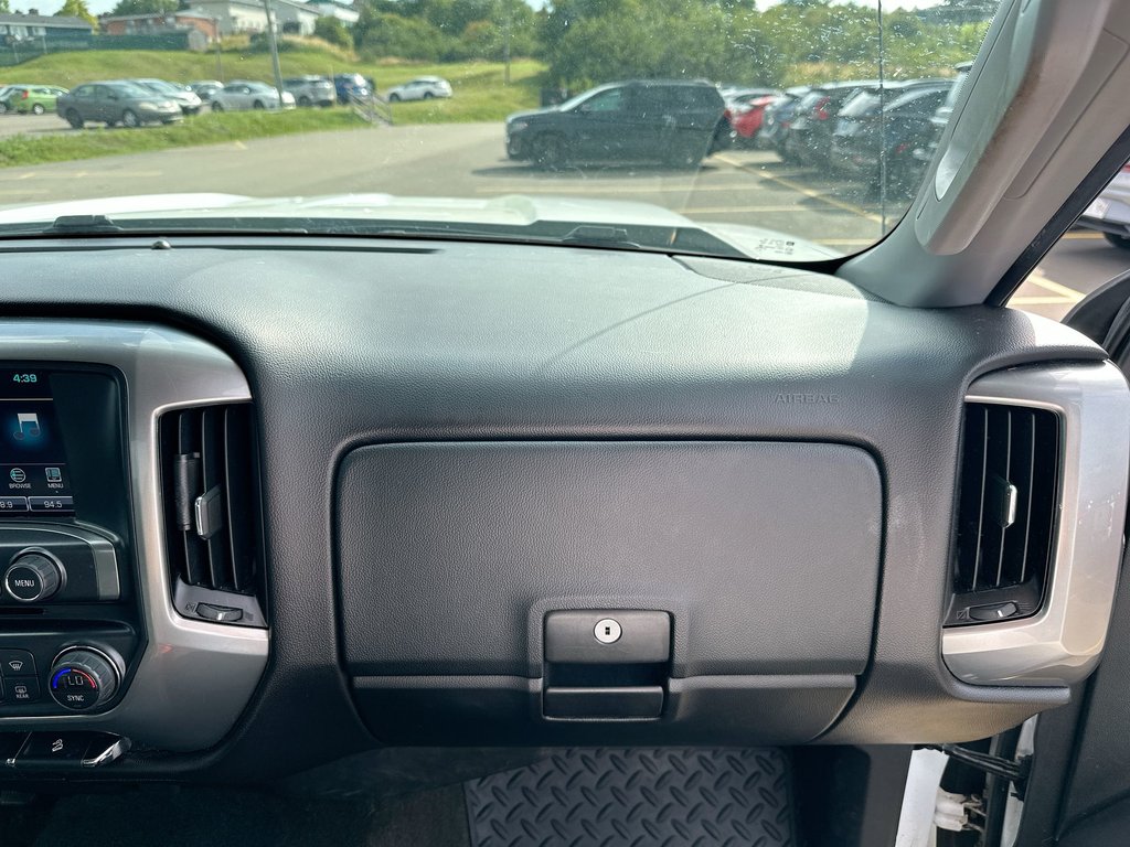 2016 Chevrolet Silverado 1500 in Antigonish, Nova Scotia - 44 - w1024h768px