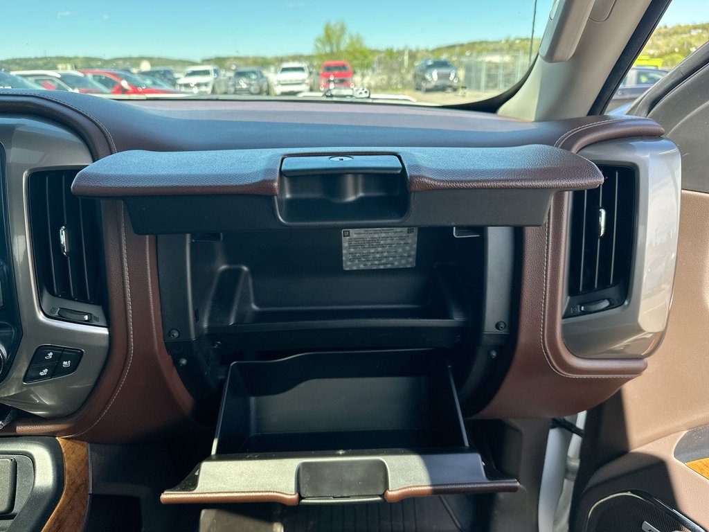 2018 Chevrolet Silverado 1500 in Antigonish, Nova Scotia - 43 - w1024h768px