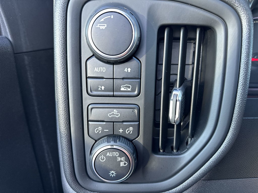 Chevrolet Silverado 1500 Custom | Cam | PwrLocks | Keyless | Bluetooth 2021 à Saint John, Nouveau-Brunswick - 31 - w1024h768px