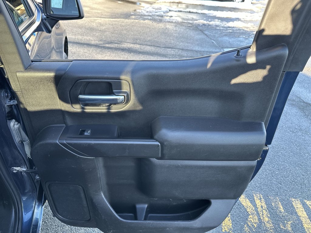 Chevrolet Silverado 1500 Custom | Cam | PwrLocks | Keyless | Bluetooth 2021 à Saint John, Nouveau-Brunswick - 41 - w1024h768px