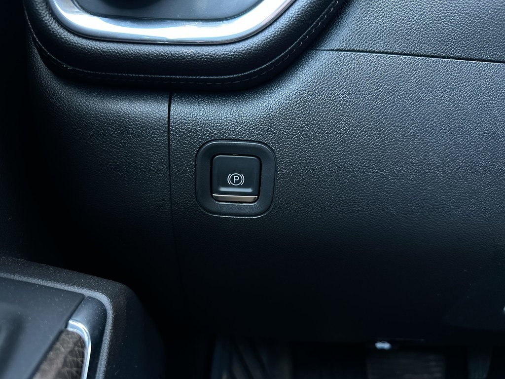 2021 Chevrolet SILVERADO 1500 in Antigonish, Nova Scotia - 30 - w1024h768px