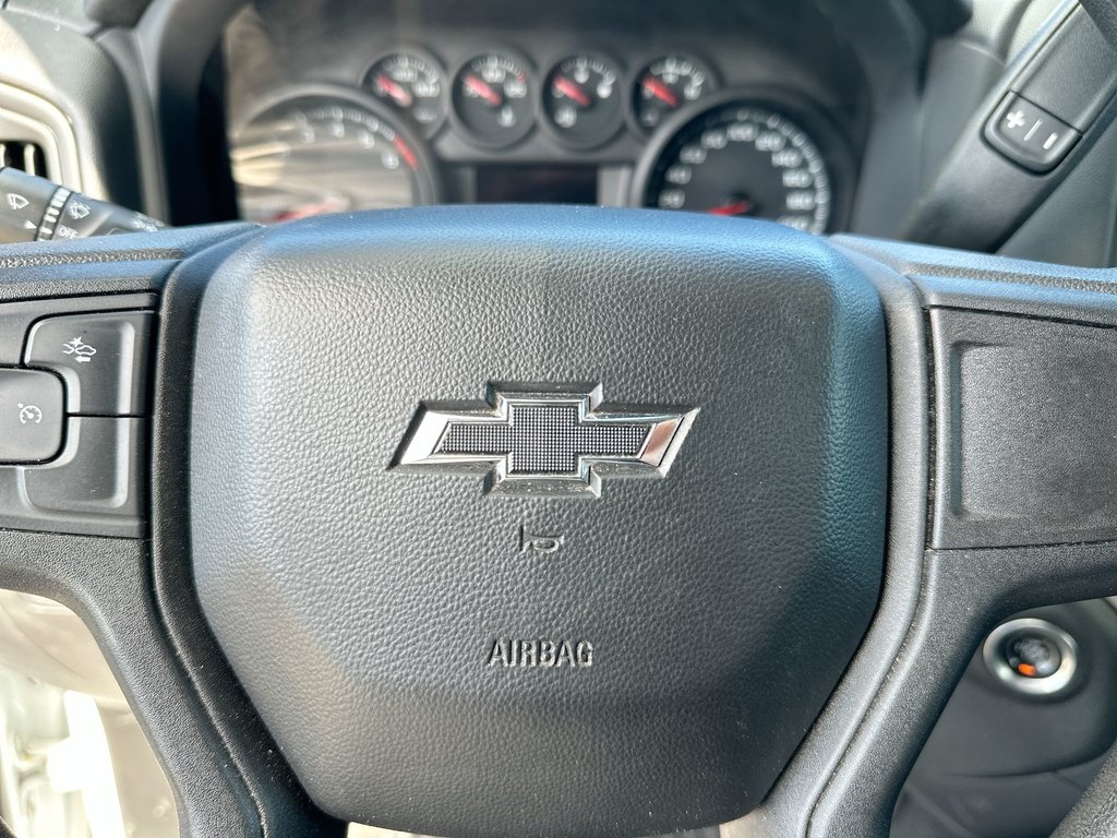 2022 Chevrolet Silverado 1500 Custom Trail Boss | Cam | Bluetooth | RmtStrt | AC in Saint John, New Brunswick - 19 - w1024h768px