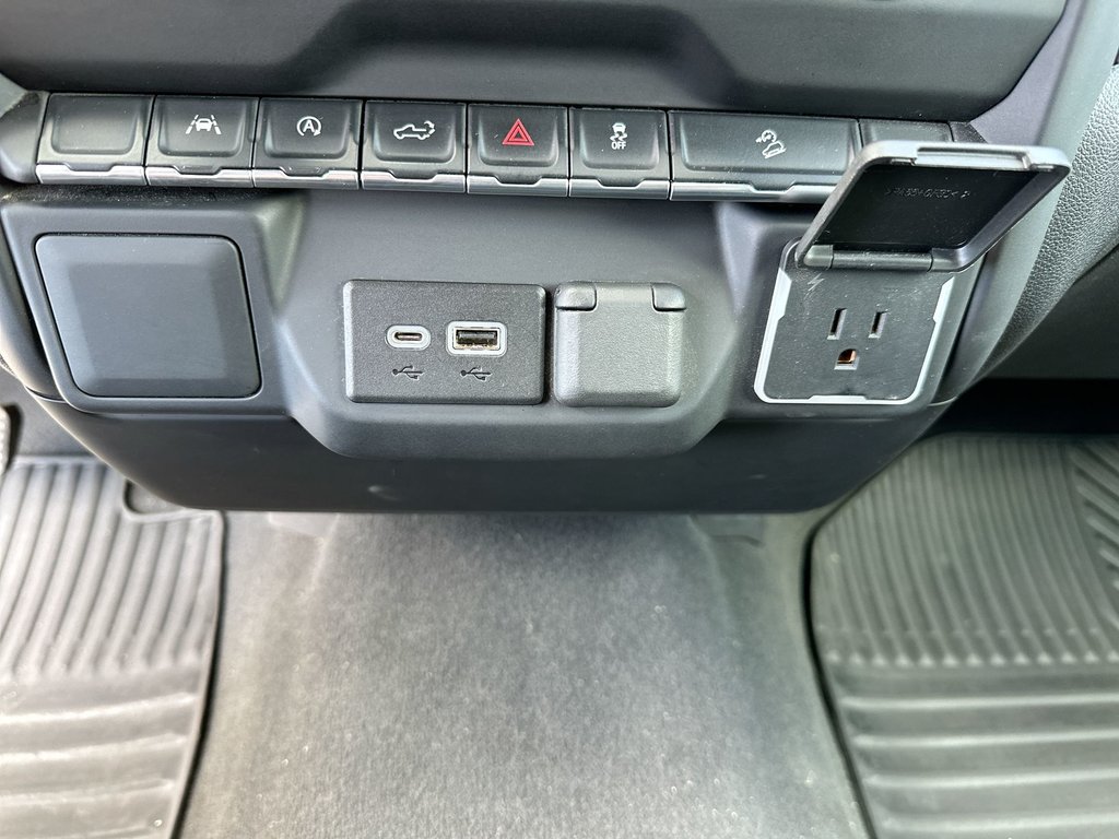 2022 Chevrolet Silverado 1500 Custom Trail Boss | Cam | Bluetooth | RmtStrt | AC in Saint John, New Brunswick - 45 - w1024h768px