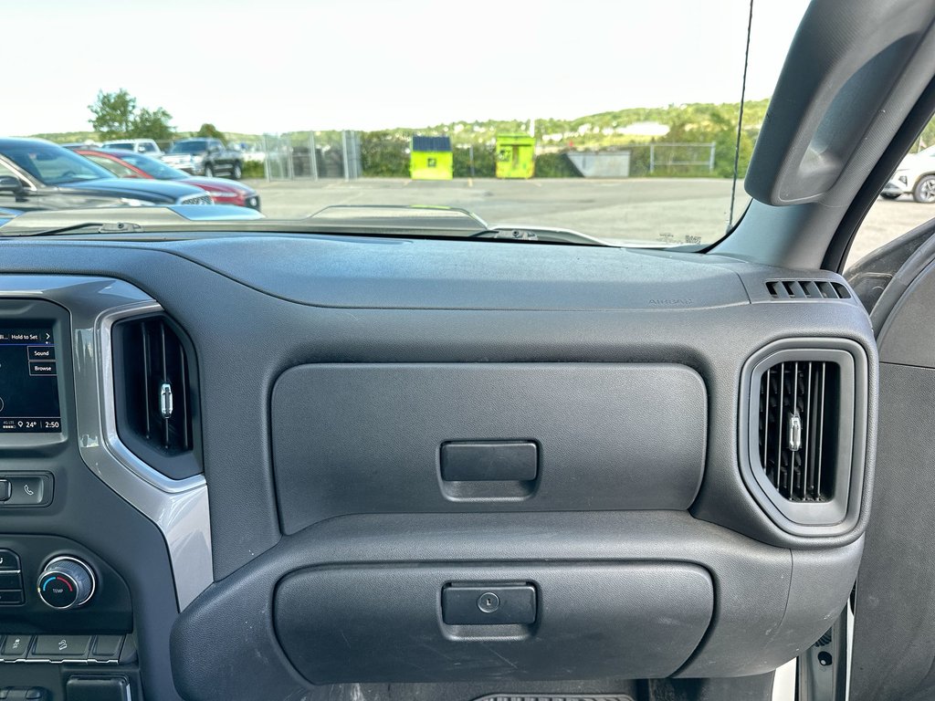 2022 Chevrolet Silverado 1500 Custom Trail Boss | Cam | Bluetooth | RmtStrt | AC in Saint John, New Brunswick - 44 - w1024h768px