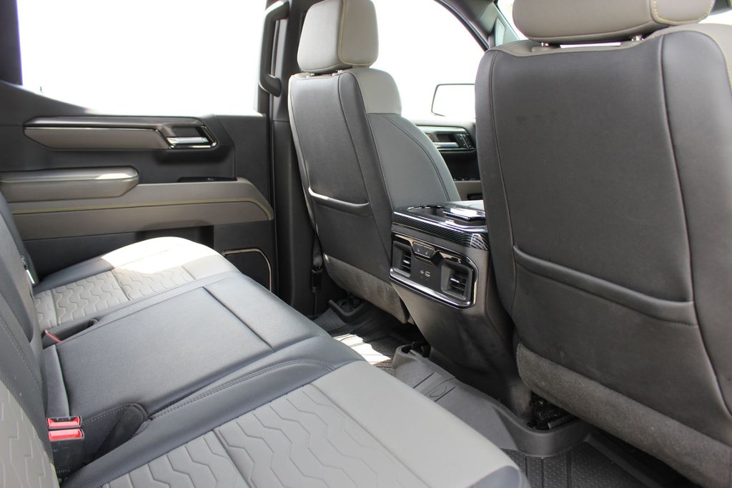 2023 Chevrolet Silverado 1500 ZR2 | Lthr | Roof | HtdSeats | Warranty to 2028 in Saint John, New Brunswick - 40 - w1024h768px