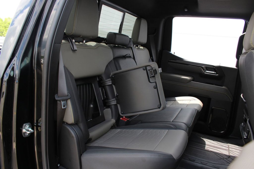 2023 Chevrolet Silverado 1500 ZR2 | Lthr | Roof | HtdSeats | Warranty to 2028 in Saint John, New Brunswick - 39 - w1024h768px