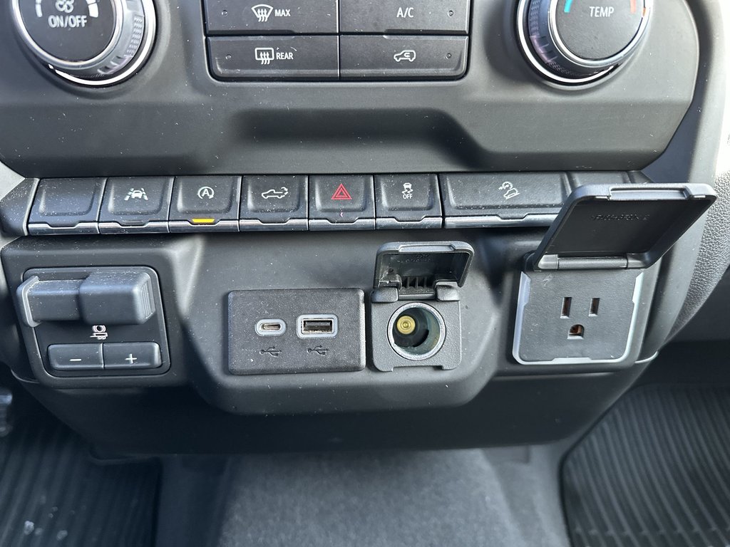 2023 Chevrolet Silverado 1500 Custom Trail Boss | Cam | USB | Warranty to 2026 in Saint John, New Brunswick - 28 - w1024h768px