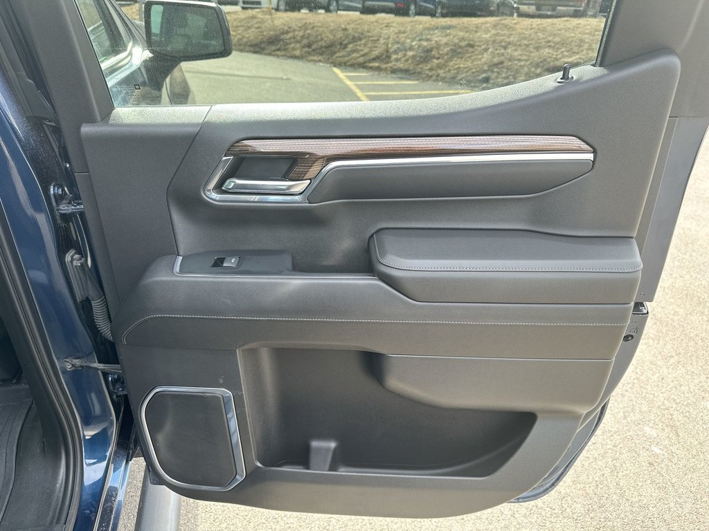 2023 Chevrolet Silverado 1500 in Antigonish, Nova Scotia - 38 - w1024h768px