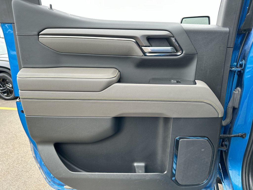 2023 Chevrolet Silverado 1500 ZR2 | Roof | Cam | HtdWhl | Keyless | RmtStrt in Saint John, New Brunswick - 35 - w1024h768px