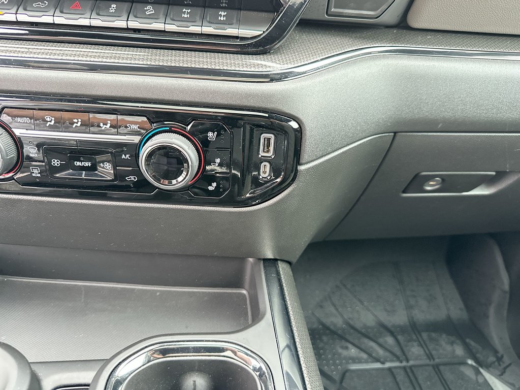 2023 Chevrolet Silverado 1500 ZR2 | Roof | Cam | HtdWhl | Keyless | RmtStrt in Saint John, New Brunswick - 45 - w1024h768px