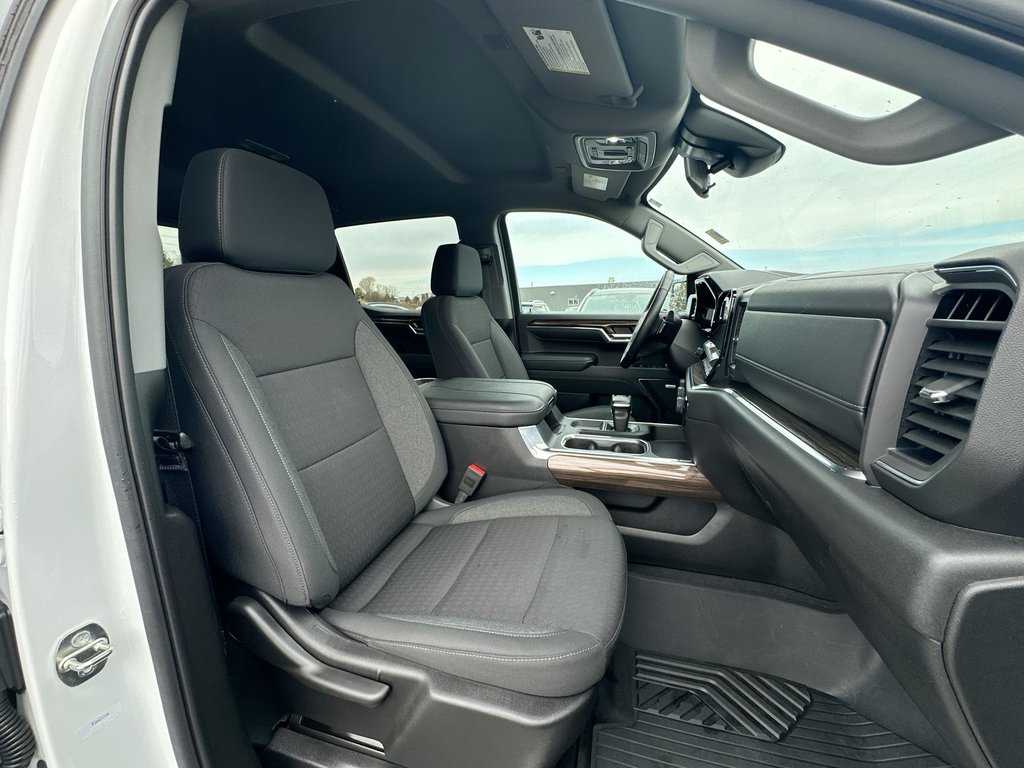 2024 Chevrolet Silverado 1500 in Antigonish, Nova Scotia - 42 - w1024h768px