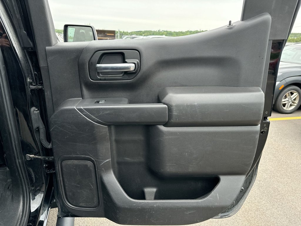 2024 Chevrolet Silverado 1500 Custom | Cam | Bluetooth | Warranty to 2029 in Saint John, New Brunswick - 41 - w1024h768px