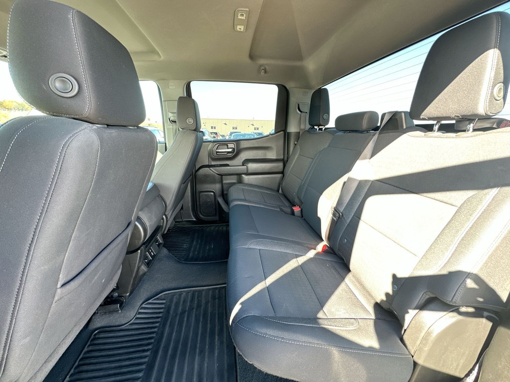 2024 Chevrolet Silverado 1500 Custom | Cam | RmtStrt | Bluetooth | Keyless | USB in Saint John, New Brunswick - 32 - w1024h768px