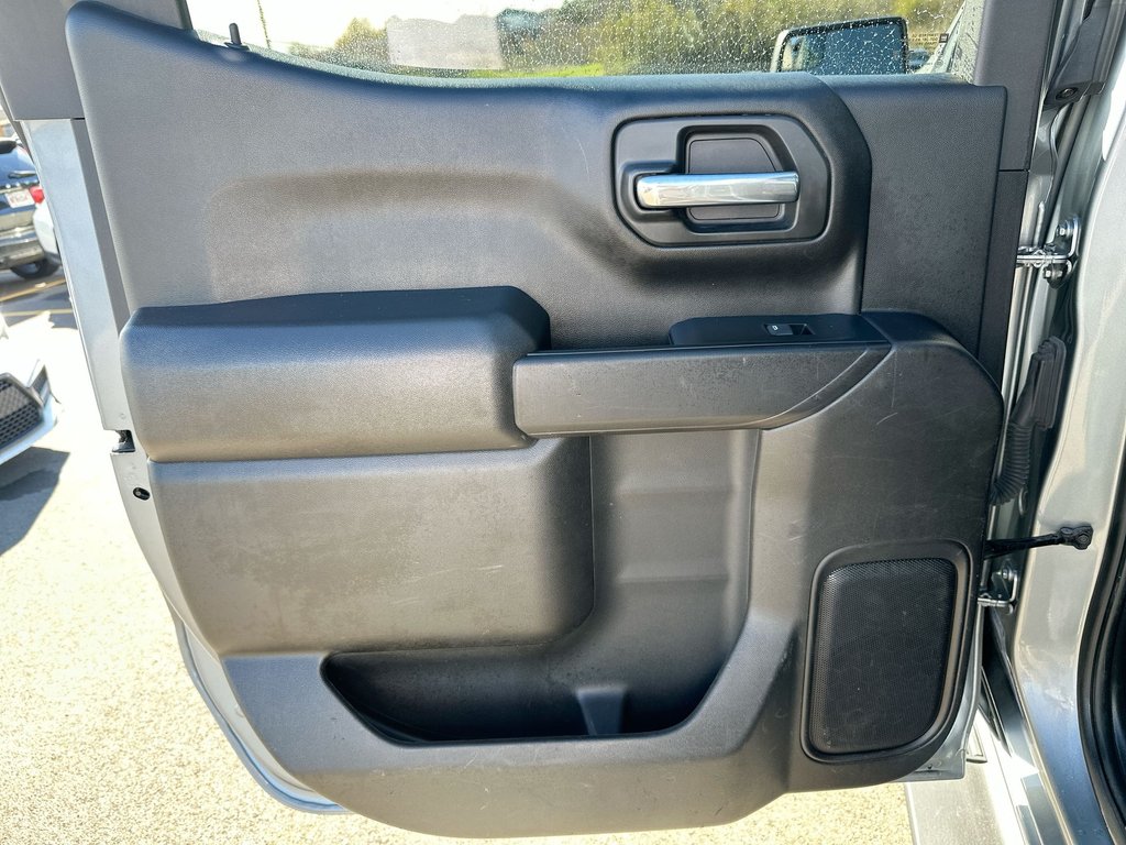 2024 Chevrolet Silverado 1500 Custom | Cam | RmtStrt | Bluetooth | Keyless | USB in Saint John, New Brunswick - 35 - w1024h768px