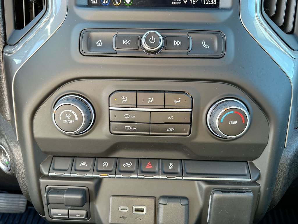 2024 Chevrolet Silverado 1500 Custom | Cam | RmtStrt | Bluetooth | Keyless | USB in Saint John, New Brunswick - 27 - w1024h768px