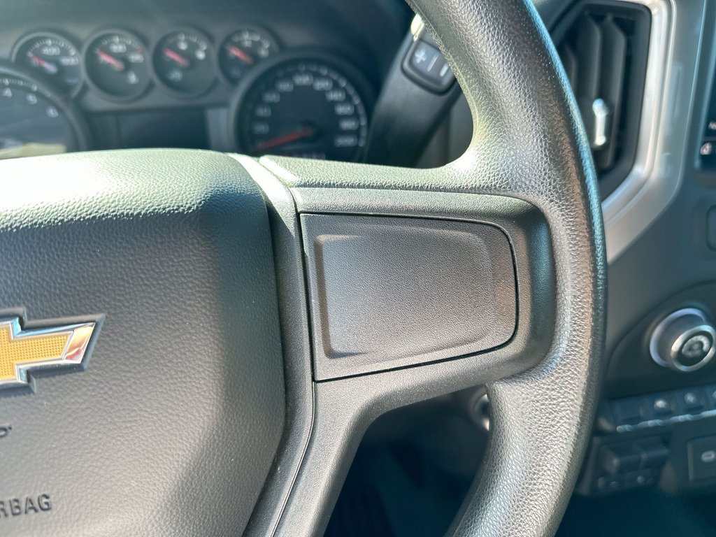2024 Chevrolet Silverado 1500 Custom | Cam | RmtStrt | Bluetooth | Keyless | USB in Saint John, New Brunswick - 21 - w1024h768px