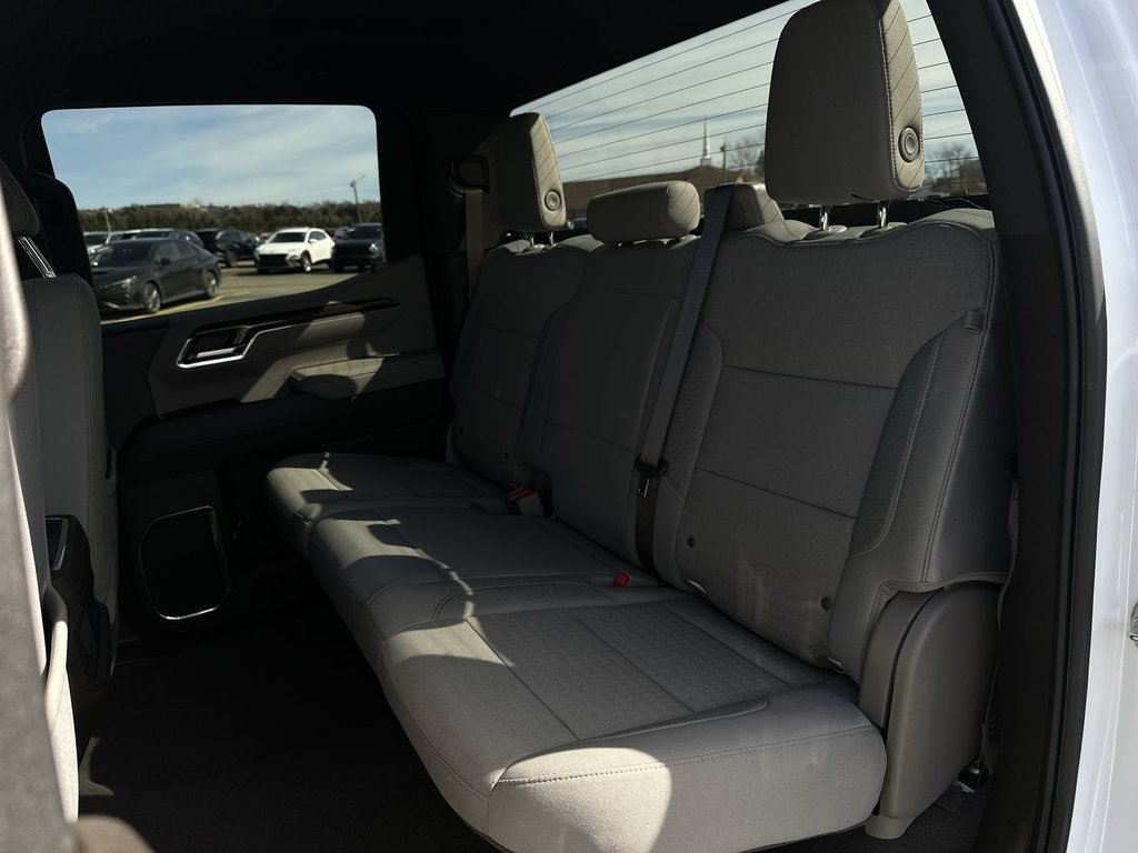 2025 Chevrolet Silverado 1500 in Antigonish, Nova Scotia - 32 - w1024h768px