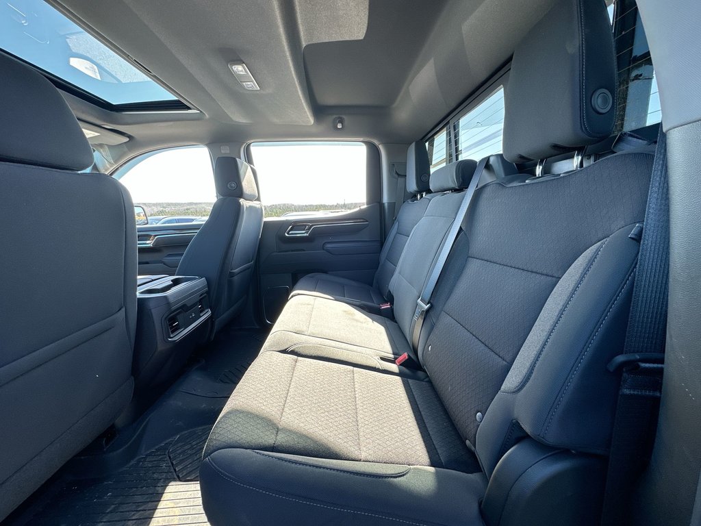 2026 Chevrolet Silverado 1500 LT Trail Boss | Roof | Aux | Warranty to 2031 in Saint John, New Brunswick - 33 - w1024h768px