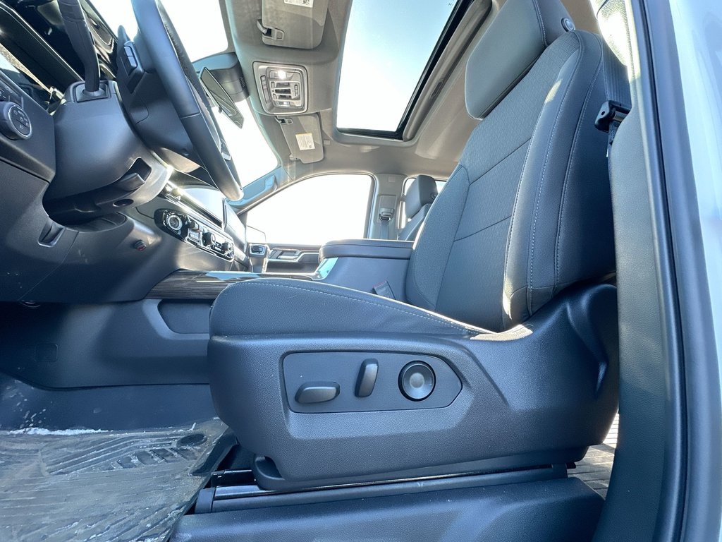 2026 Chevrolet Silverado 1500 LT Trail Boss | Roof | Aux | Warranty to 2031 in Saint John, New Brunswick - 14 - w1024h768px