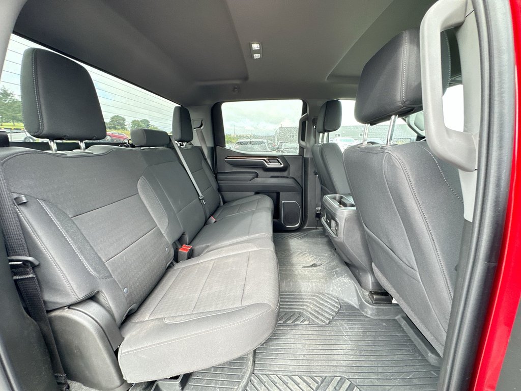 2026 Chevrolet Silverado 1500 in Antigonish, Nova Scotia - 39 - w1024h768px