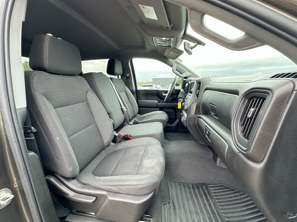 2023 Chevrolet Silverado 2500HD Custom | 5th Whl | Cam | Bluetooth | Cruise | Aux in Saint John, New Brunswick - 42 - w1024h768px