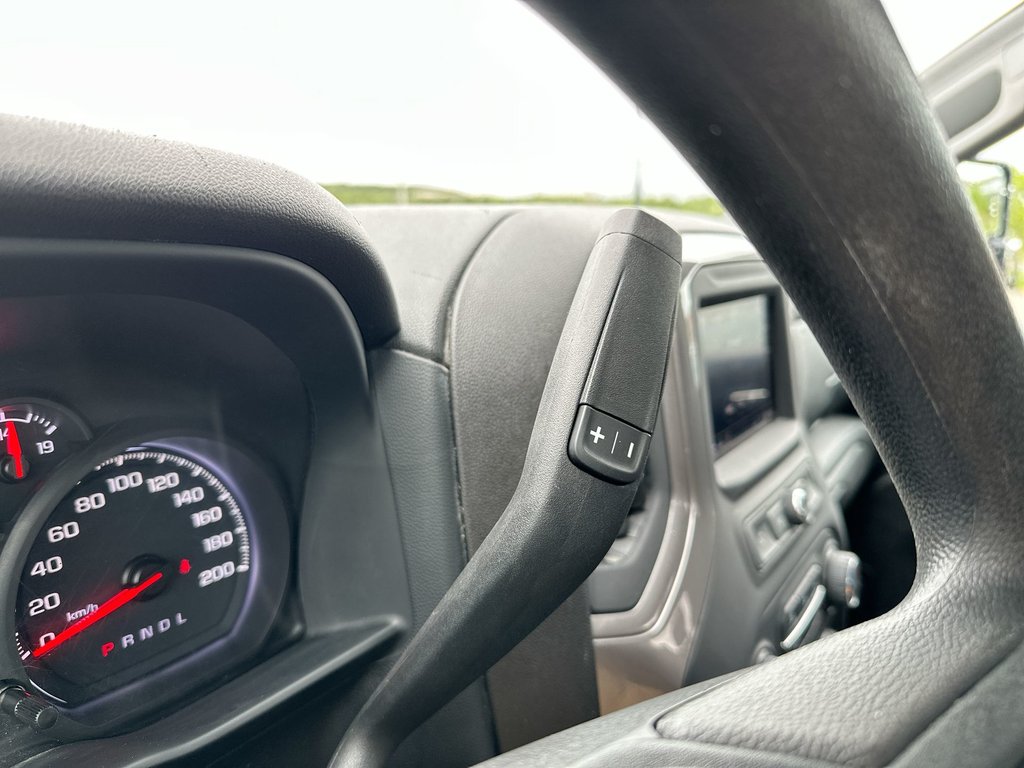 2023 Chevrolet Silverado 2500HD Custom | 5th Whl | Cam | Bluetooth | Cruise | Aux in Saint John, New Brunswick - 29 - w1024h768px
