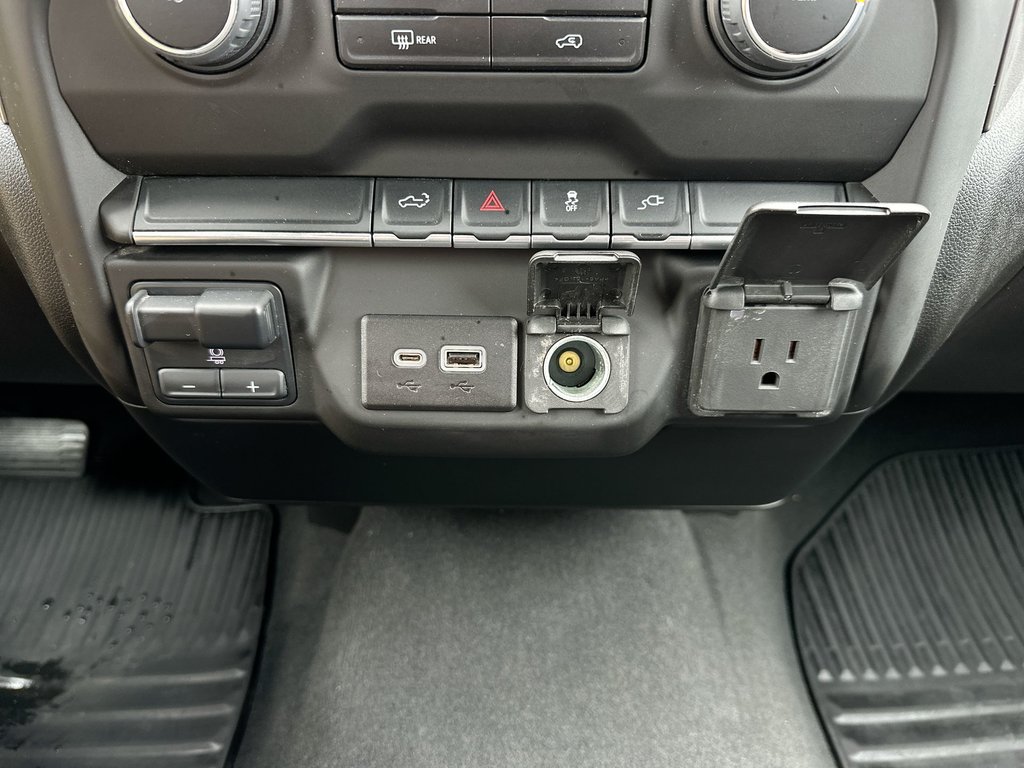 2023 Chevrolet Silverado 2500HD Custom | 5th Whl | Cam | Bluetooth | Cruise | Aux in Saint John, New Brunswick - 45 - w1024h768px