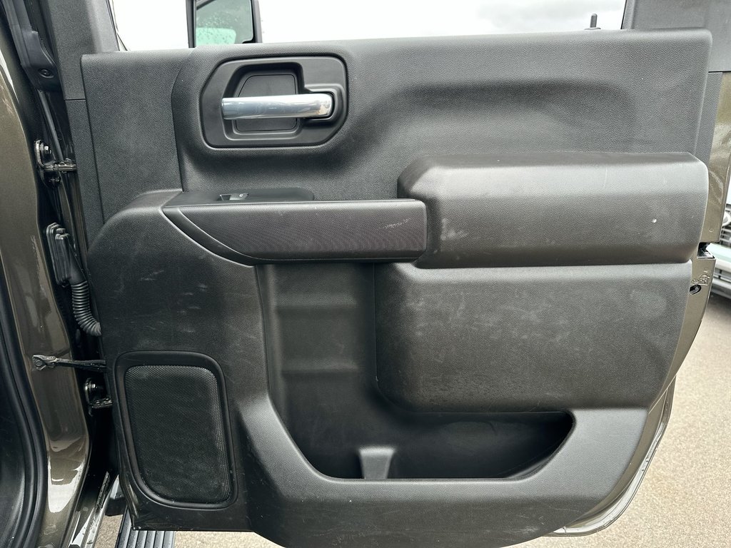 2023 Chevrolet Silverado 2500HD Custom | 5th Whl | Cam | Bluetooth | Cruise | Aux in Saint John, New Brunswick - 41 - w1024h768px