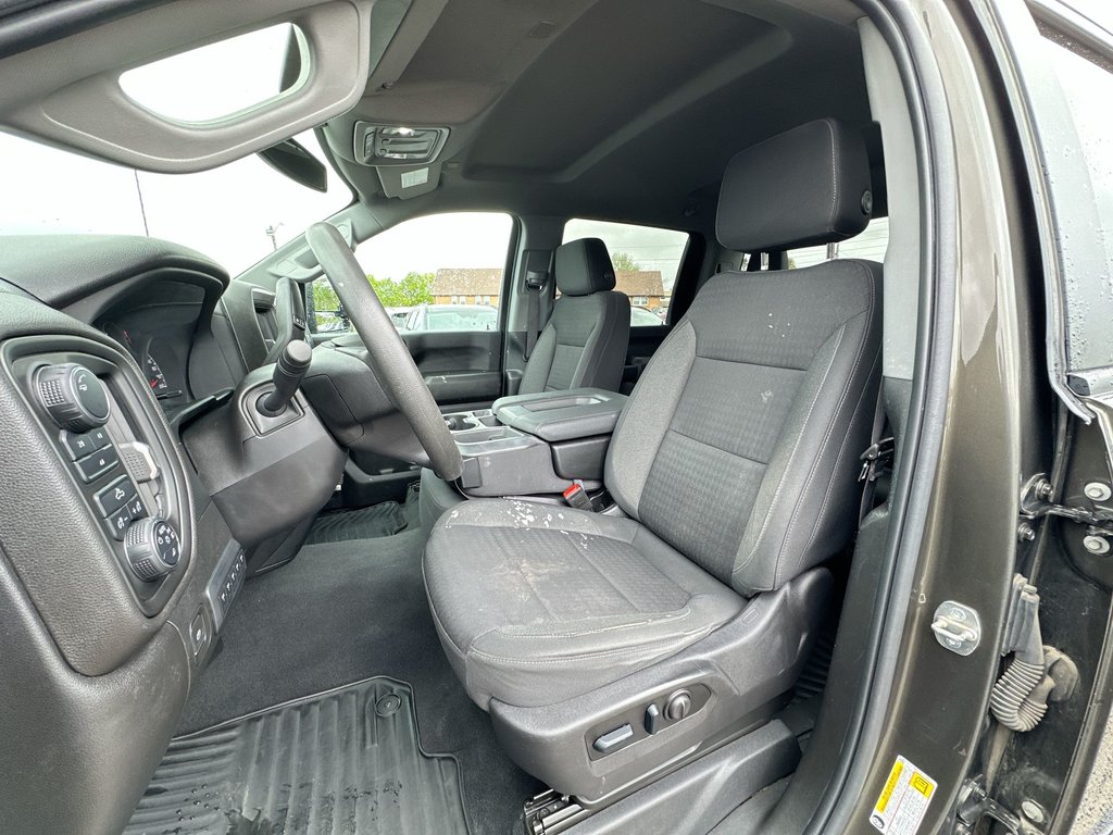 2023 Chevrolet Silverado 2500HD Custom | 5th Whl | Cam | Bluetooth | Cruise | Aux in Saint John, New Brunswick - 11 - w1024h768px