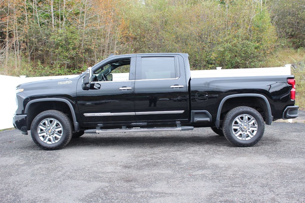 Silverado 2500HD High Country | DIESEL | Leather | Warranty to 2028 2024 à Saint John, Nouveau-Brunswick - 4 - w1024h768px