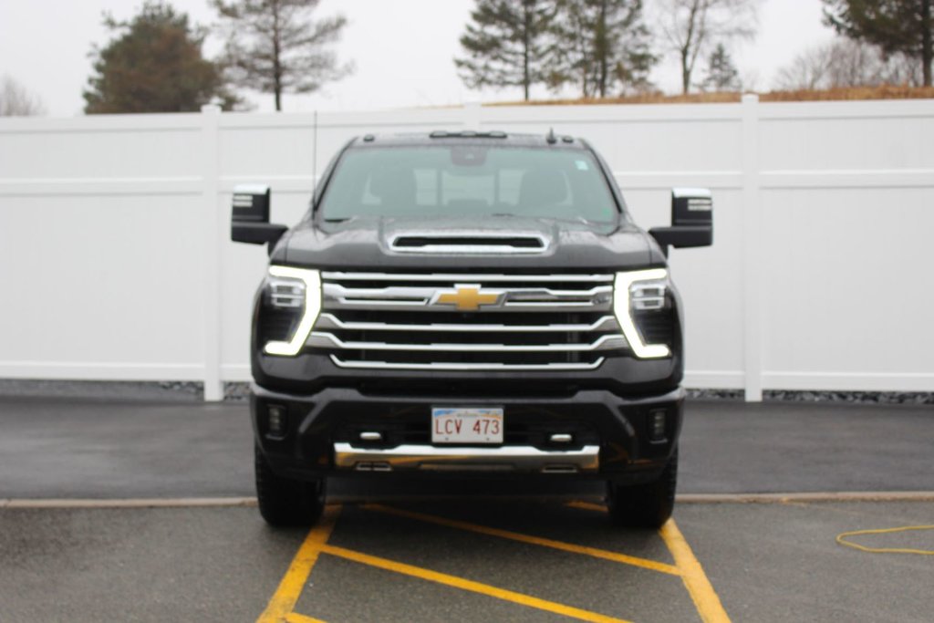 2024 Chevrolet Silverado 2500HD High Country | GAS | Leather | Warranty to 2028 in Saint John, New Brunswick - 2 - w1024h768px