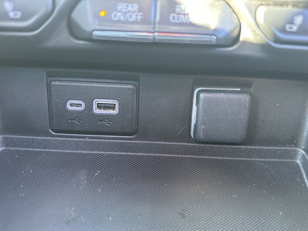 2024 Chevrolet Tahoe in Antigonish, Nova Scotia - 43 - w1024h768px