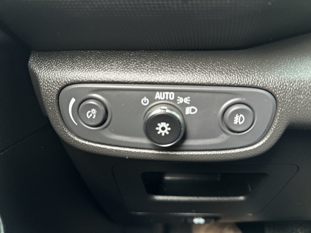 2023 Chevrolet Trailblazer ACTIV | Roof | HtdSeat | Warranty to 2028 in Saint John, New Brunswick - 31 - w1024h768px