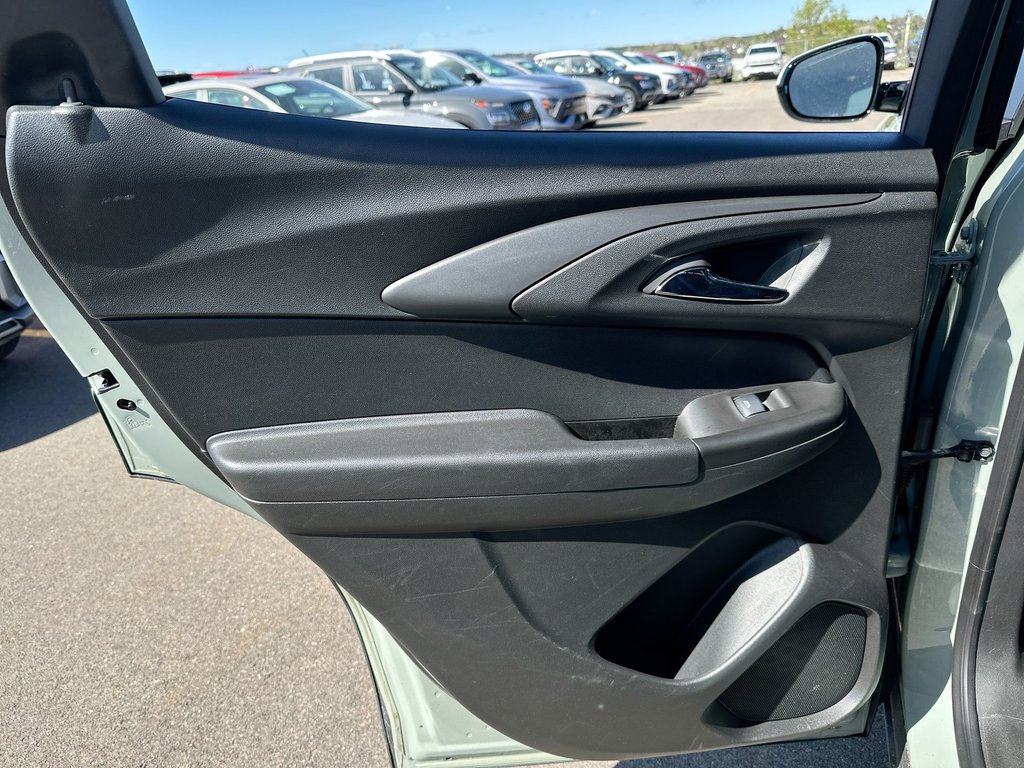 2025 Chevrolet Trailblazer ACTIV | Roof | AdptCruse | Cam | Warranty to 2029 in Saint John, New Brunswick - 35 - w1024h768px