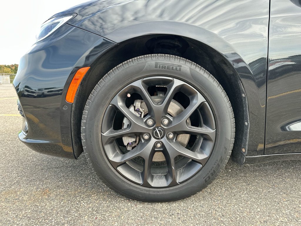 2022 Chrysler Pacifica in Antigonish, Nova Scotia - 10 - w1024h768px