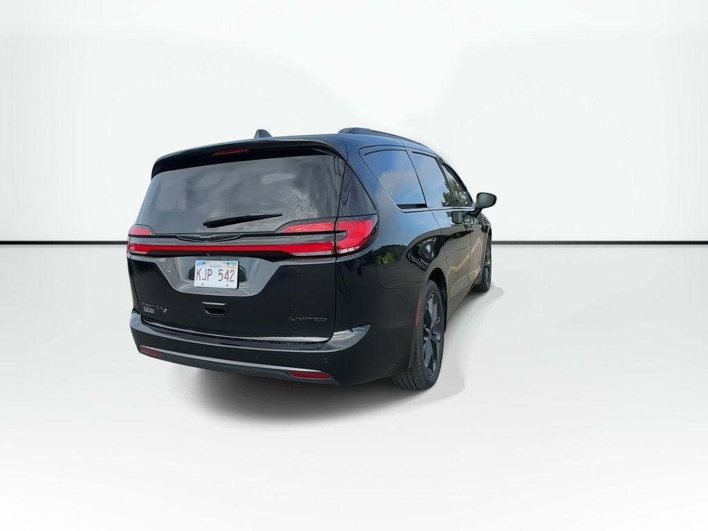 2022 Chrysler Pacifica in Antigonish, Nova Scotia - 8 - w1024h768px