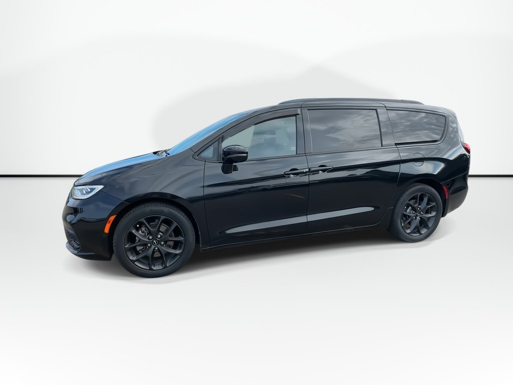 2022 Chrysler Pacifica in Antigonish, Nova Scotia - 5 - w1024h768px