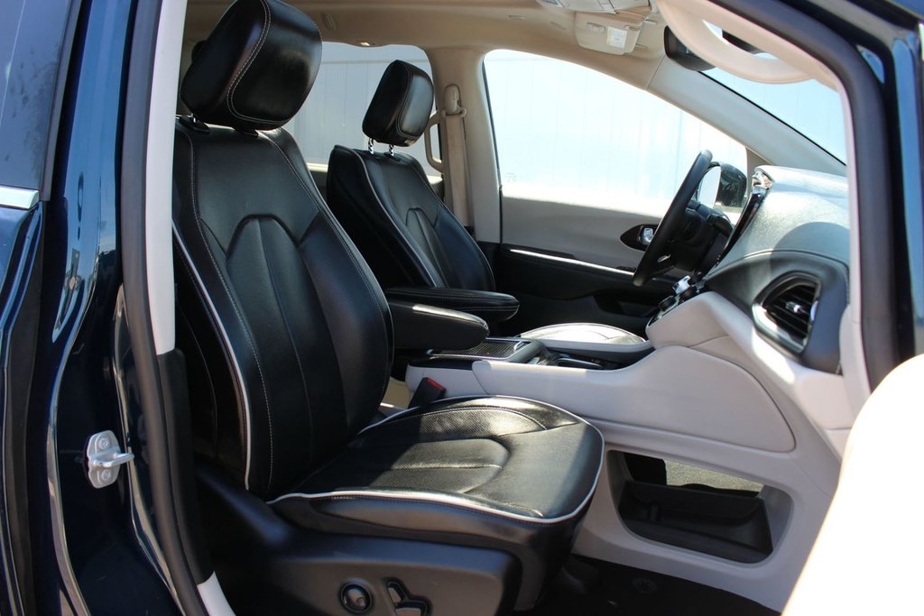 2023 Chrysler Pacifica in Antigonish, Nova Scotia - 45 - w1024h768px