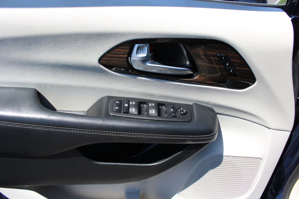 2023 Chrysler Pacifica in Antigonish, Nova Scotia - 14 - w1024h768px