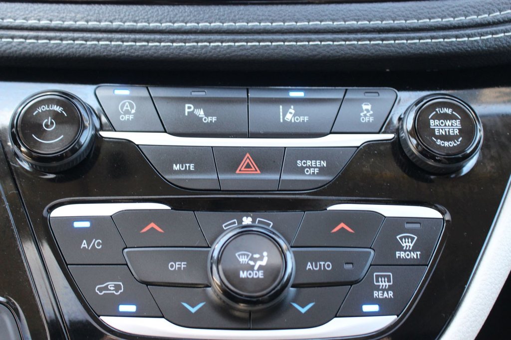2023 Chrysler Pacifica in Antigonish, Nova Scotia - 25 - w1024h768px