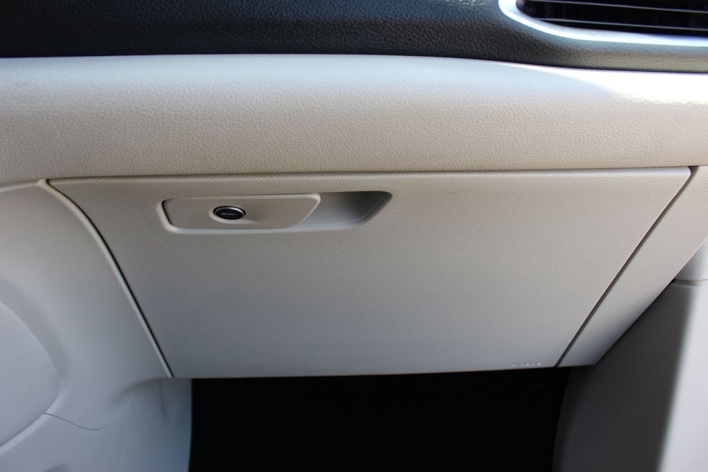 2023 Chrysler Pacifica in Antigonish, Nova Scotia - 46 - w1024h768px